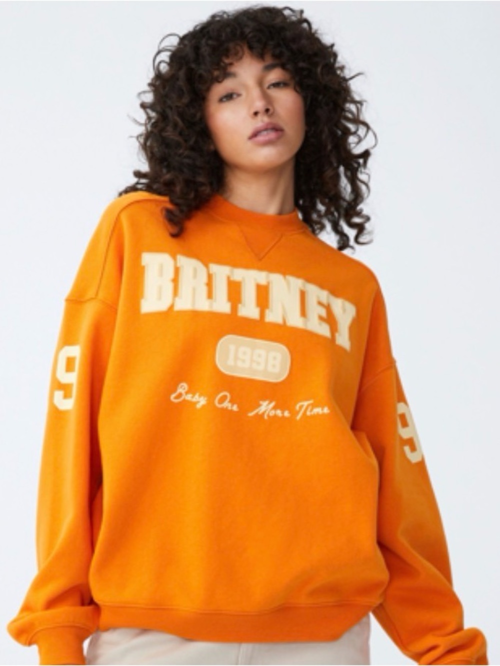 Cotton On Britney Spears 1999 hit me baby one more time crewneck sweatshirt LG